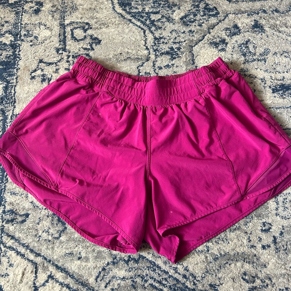Lululemon Hotty Hot shorts